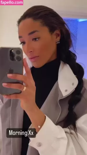 shirin-olivia thumbnail #1112356