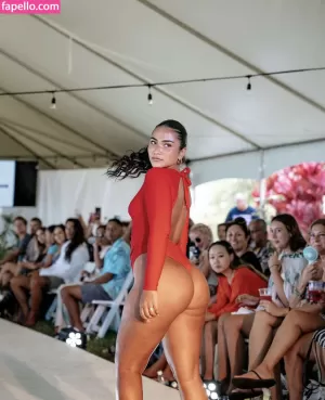 sienna-mae-gomez thumbnail #214093