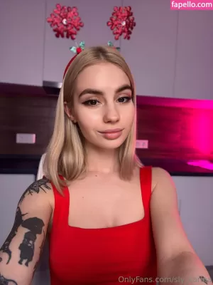 sly-karina thumbnail #6037559