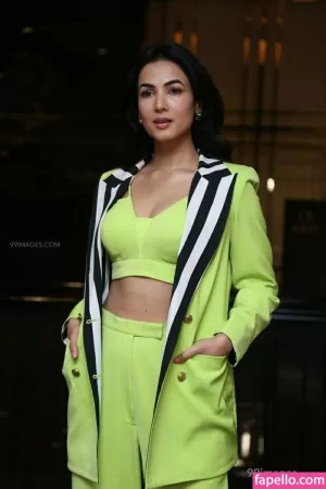 sonal-chauhan thumbnail #3426949