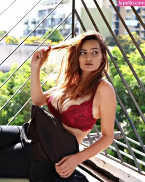 sonali-malhotra thumbnail #2562825