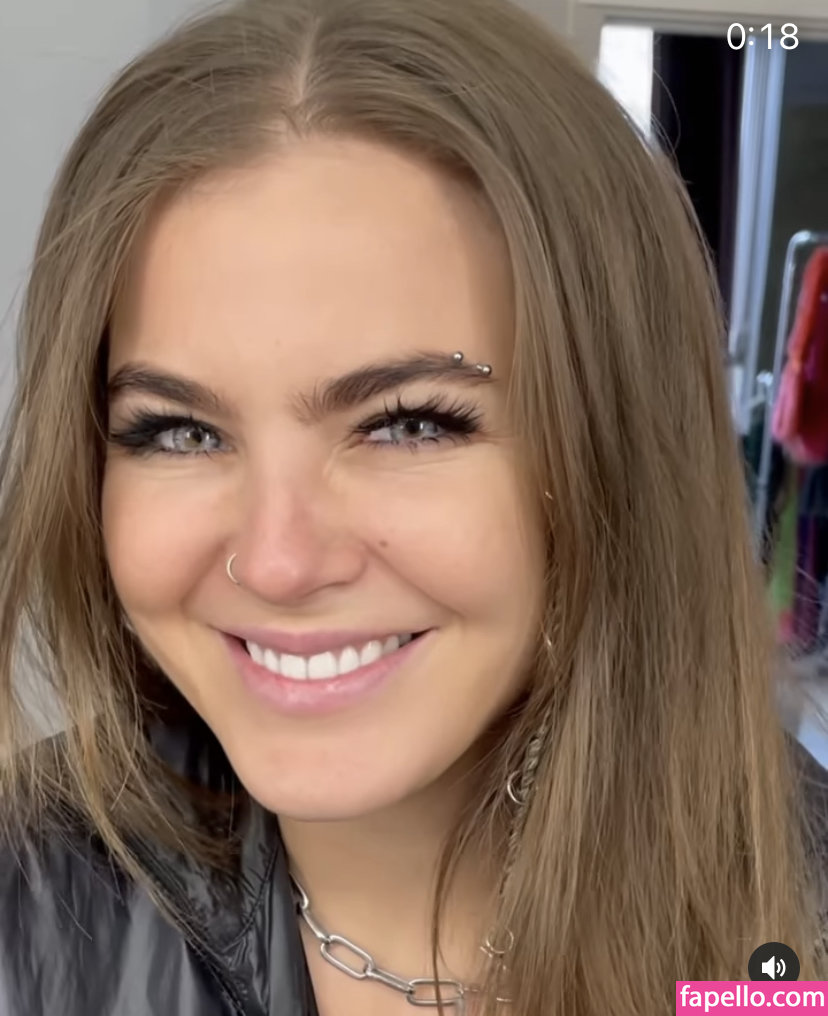Sonya Tayurskaya-1