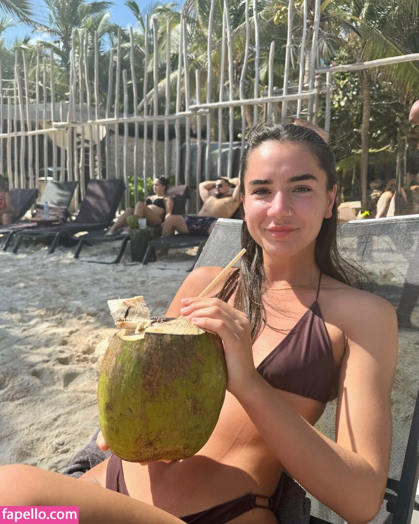Sophie Dennington-2
