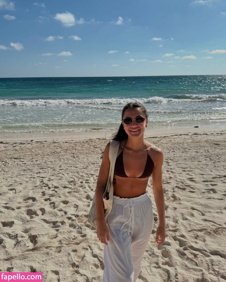 Sophie Dennington-3