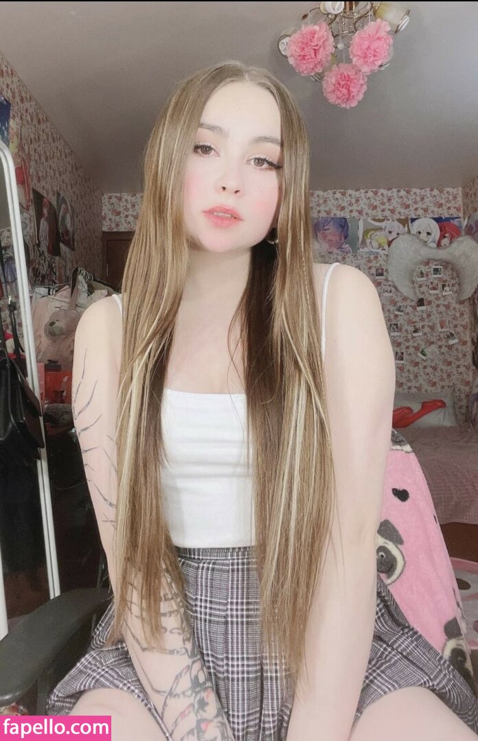 Sora4kawu, Sora_4ka, Emilyfluffy, Emily_Qween-3