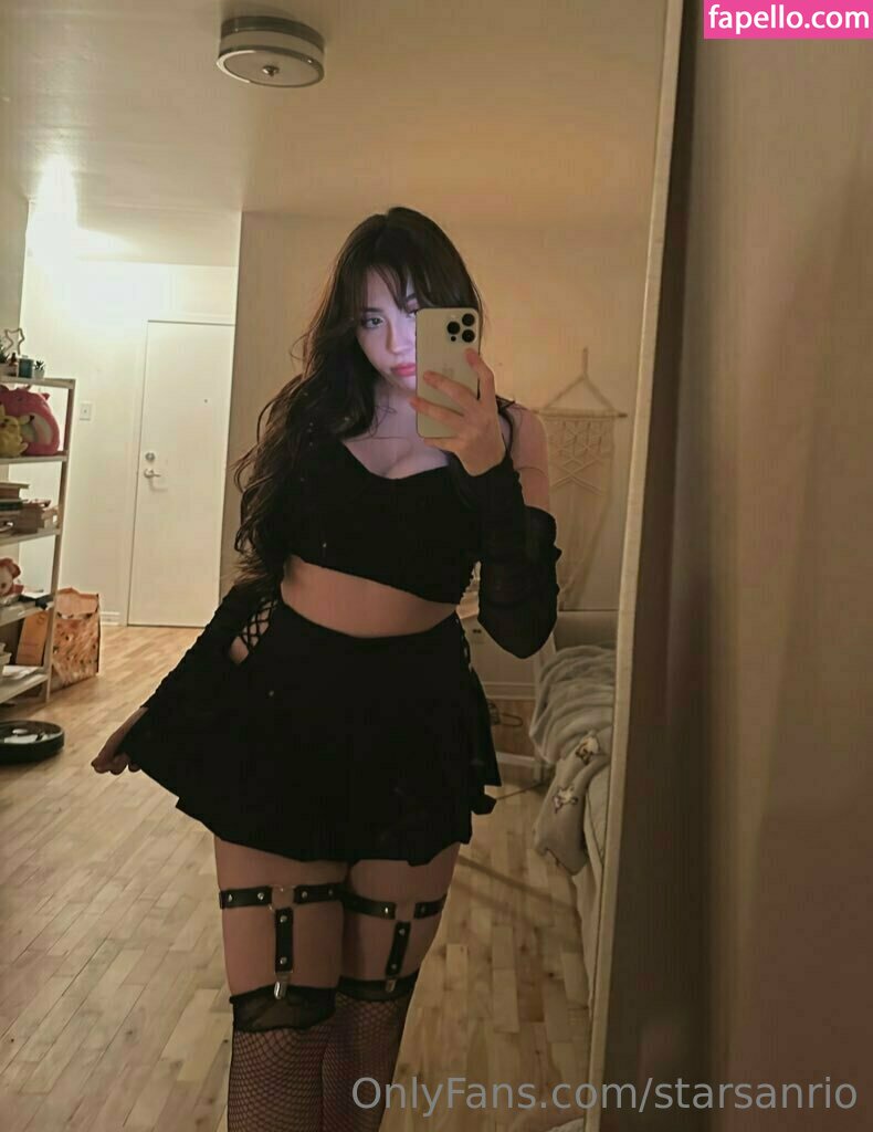 starsanrio-1