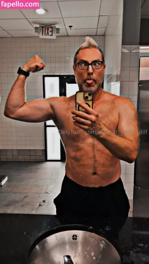 stay-at-home-dilf thumbnail #6179173