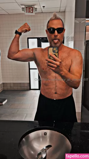 stay-at-home-dilf thumbnail #6179166