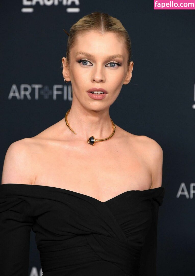 Stella Maxwell-2