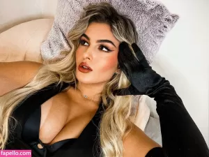 sthefany-oliveira thumbnail #2495793