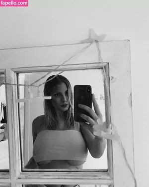 stina thumbnail #3672228