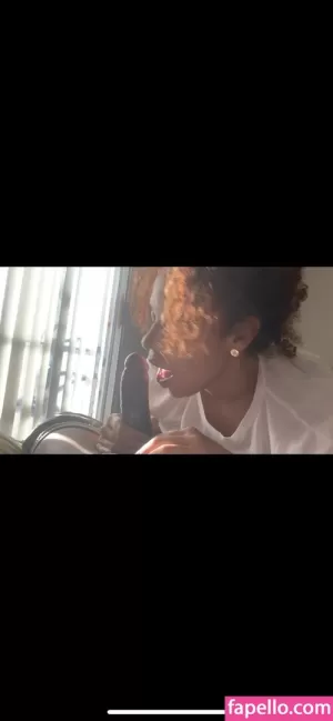 strokeitforher thumbnail #3840192