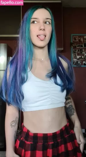 teteia thumbnail #2298604