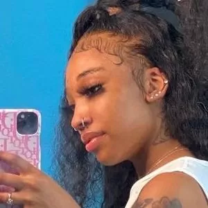 tharealhopechinelle thumbnail #2300467