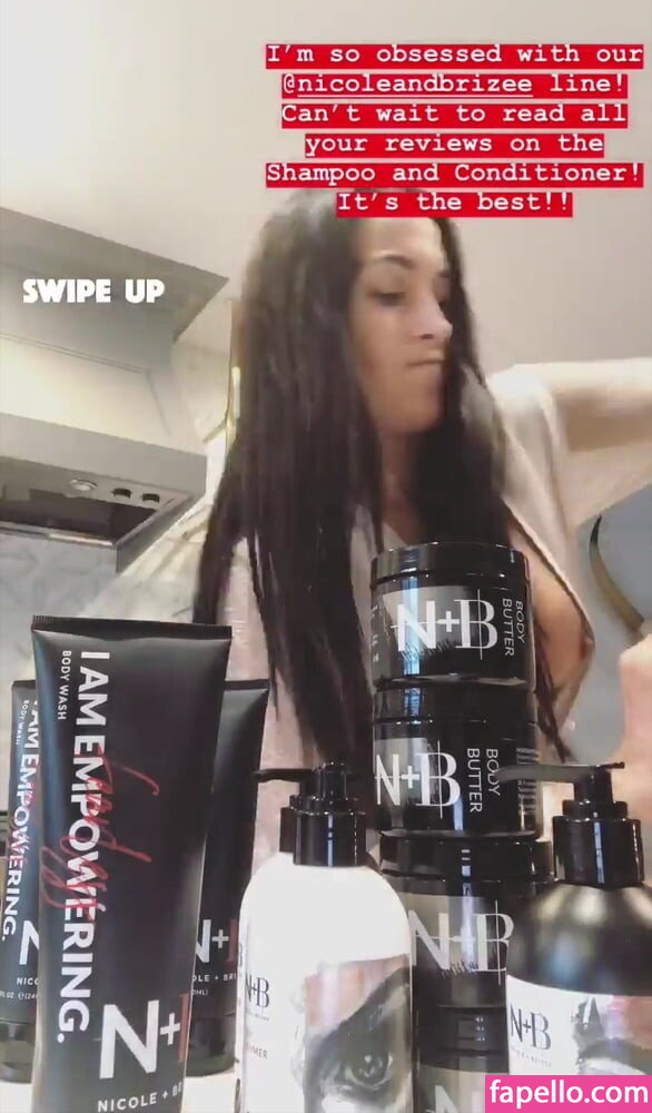 The Bella Twins:-2