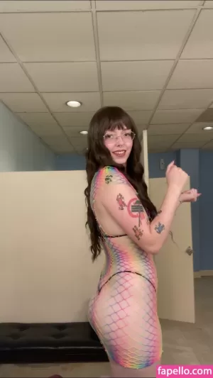 the-divine-devin thumbnail #2301851