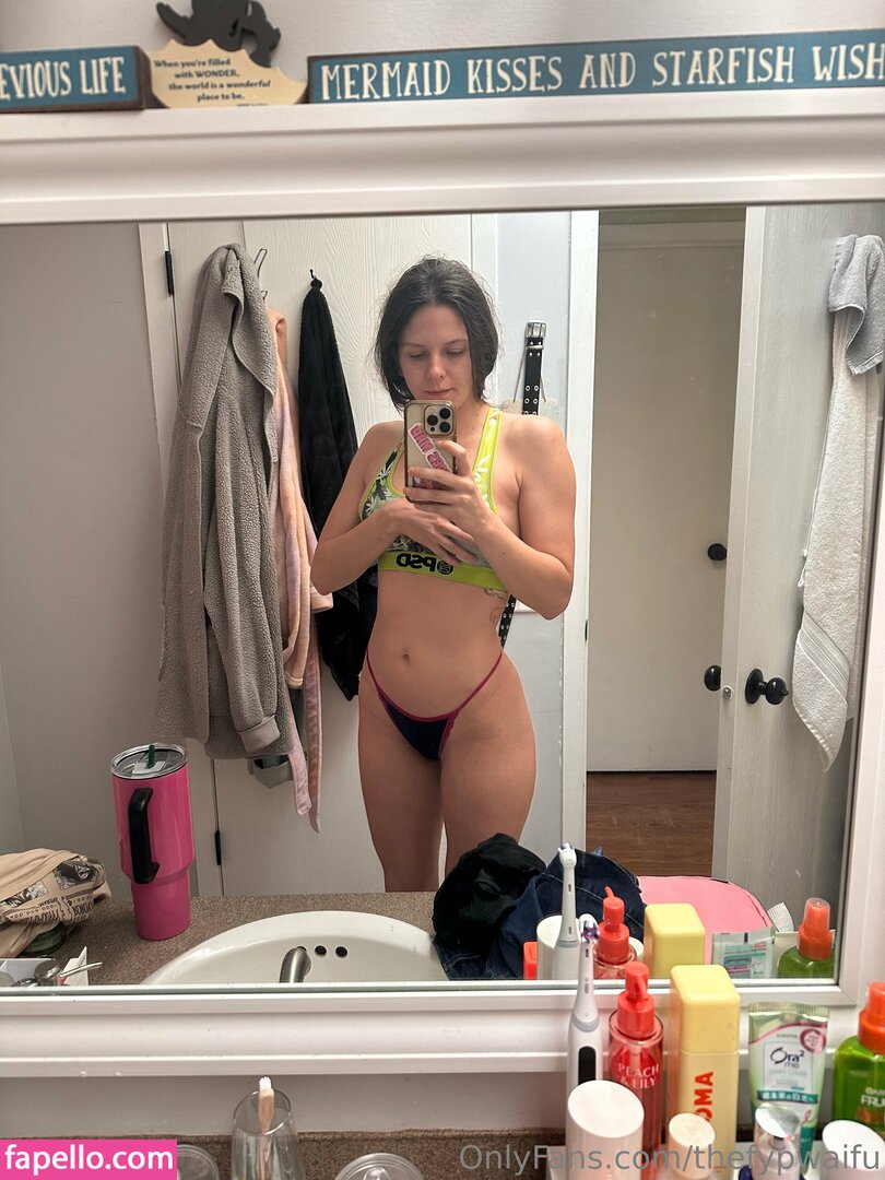 thefypwaifu-2