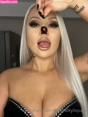 therealkyliepage-1 thumbnail #3635496