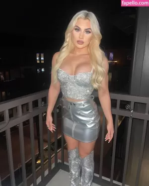 tiffany-stratton thumbnail #814037