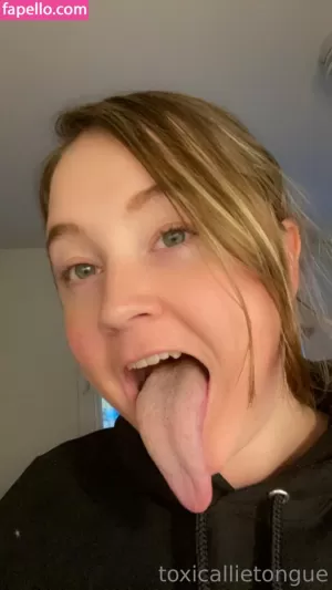 toxicallietongue thumbnail #5222059