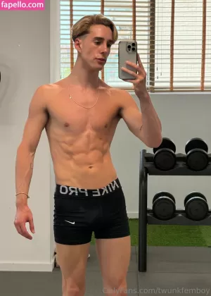 twunkfemboy thumbnail #6074371