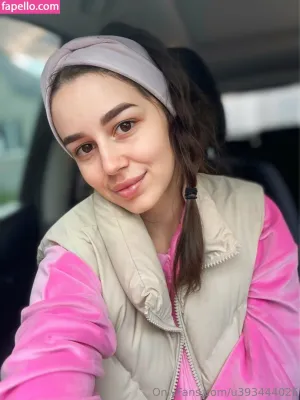 u393444026 thumbnail #6362706