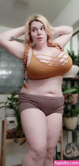 underbust thumbnail #6042120