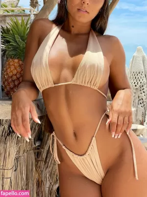 valentina-grant thumbnail #903089