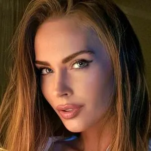 veronika-andrisova thumbnail #6363579