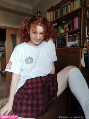 vickyfoxx thumbnail #3682056