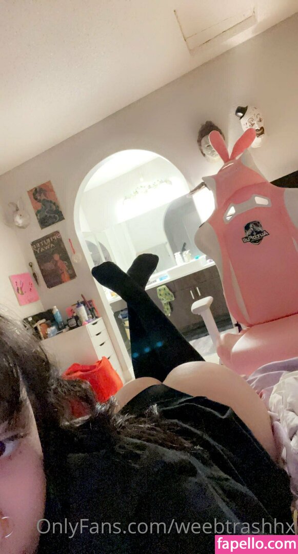 weebtrashhx-3