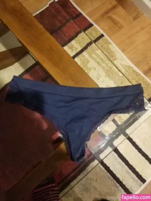 wiolet thumbnail #3674888