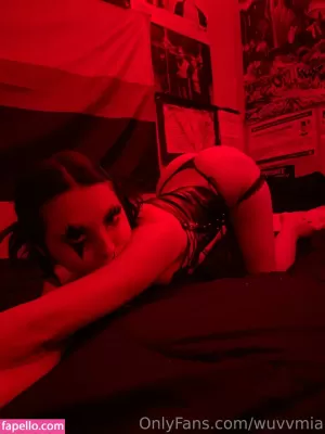 wuvvmia thumbnail #3495568