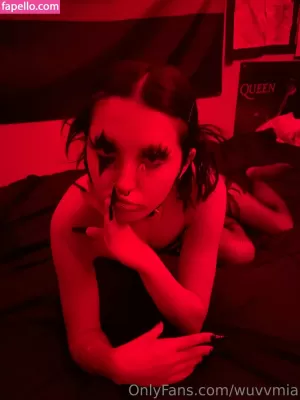 wuvvmia thumbnail #3495565