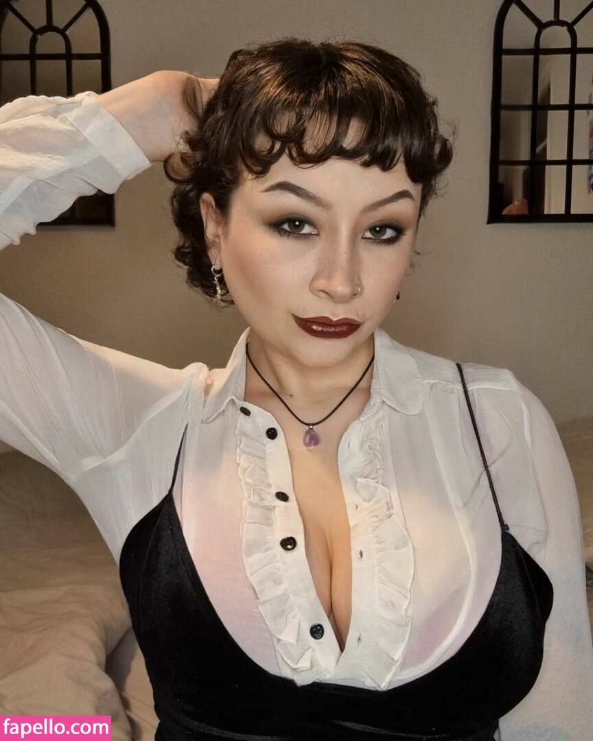 xalexaddams-2