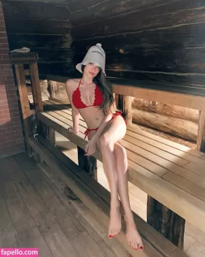xenia-tchoumi thumbnail #70812