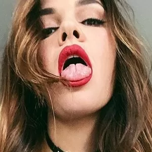 yana-kova thumbnail #2358894