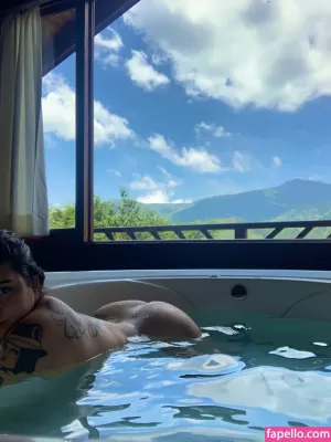 yasmim-prado thumbnail #2361518