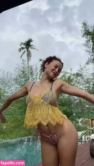 yassi-pressman thumbnail #3310270