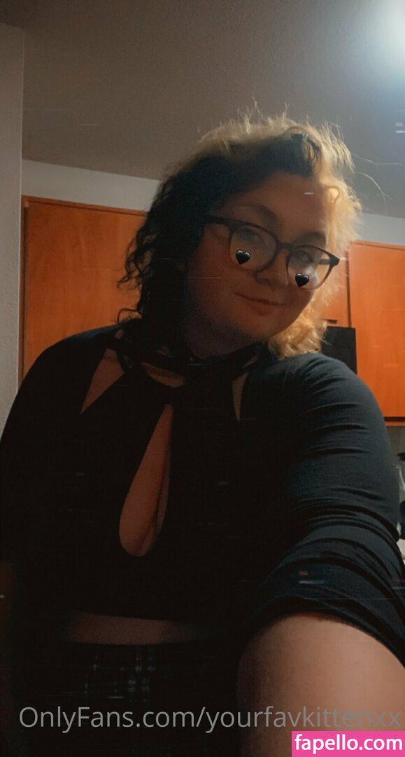 yourfavkittenxx-3
