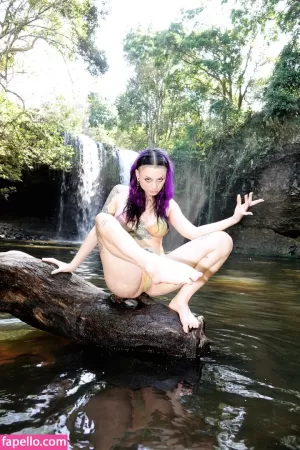 zheani-sparkes thumbnail #2372720