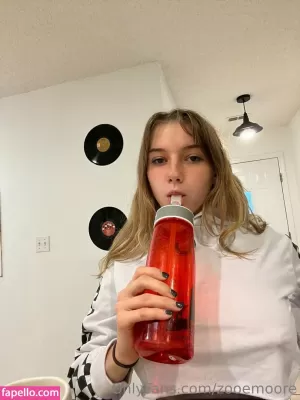 zooemoore thumbnail #5329925
