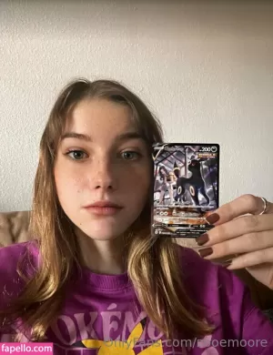 zooemoore thumbnail #5329922